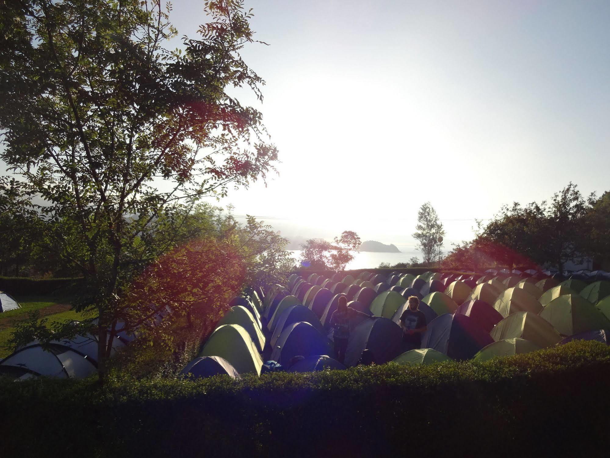 Zarautz Beachside Surf Camp Zewnętrze zdjęcie